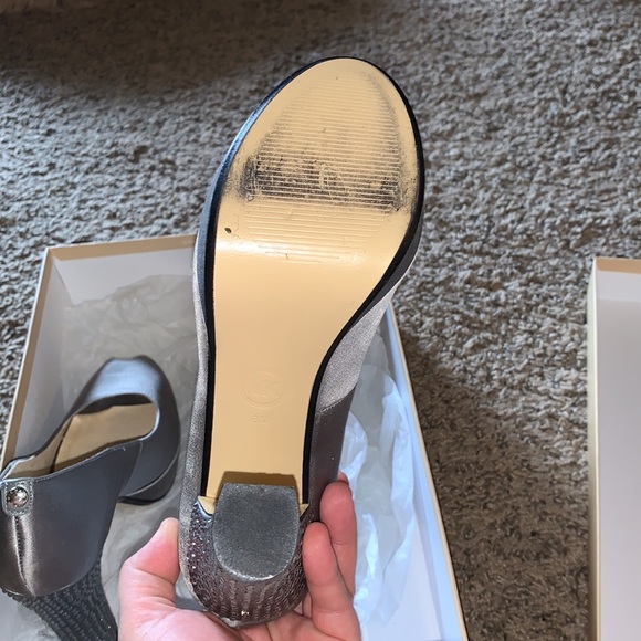 Michael Kors. Size 8. Beautiful shoes. Barely worn. Silver. - Picture 6 of 7